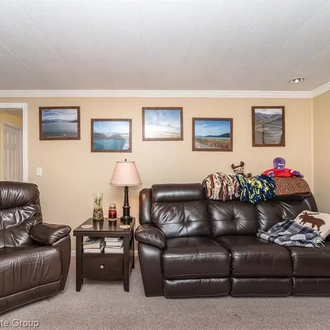 682 Cranbourne, Commerce Twp, MI 48382 photo 28