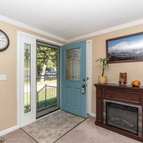 682 Cranbourne, Commerce Twp, MI 48382 photo 25