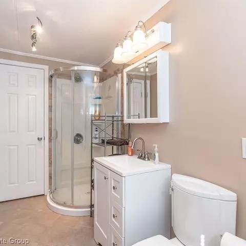 682 Cranbourne, Commerce Twp, MI 48382 photo 36