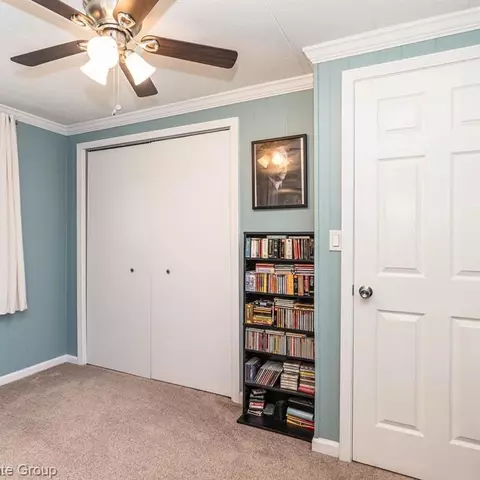 682 Cranbourne, Commerce Twp, MI 48382 photo 46