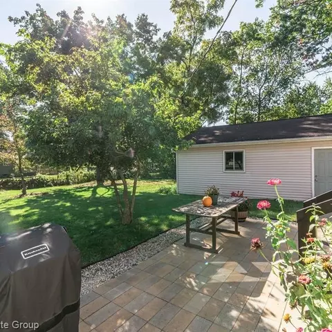 682 Cranbourne, Commerce Twp, MI 48382 photo 19