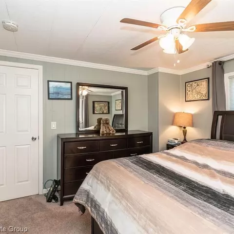 682 Cranbourne, Commerce Twp, MI 48382 photo 39