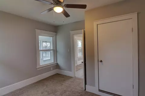 814 Burr, Jackson, MI 49201 photo 20