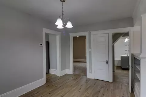814 Burr, Jackson, MI 49201 photo 10