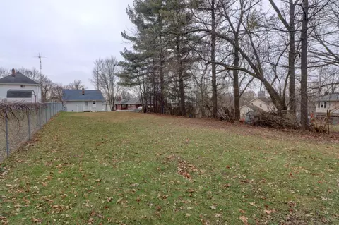 814 Burr, Jackson, MI 49201 photo 48