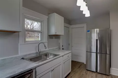 814 Burr, Jackson, MI 49201 photo 13