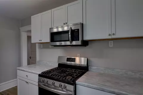 814 Burr, Jackson, MI 49201 photo 14