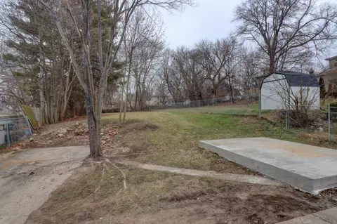 814 Burr, Jackson, MI 49201 photo 51