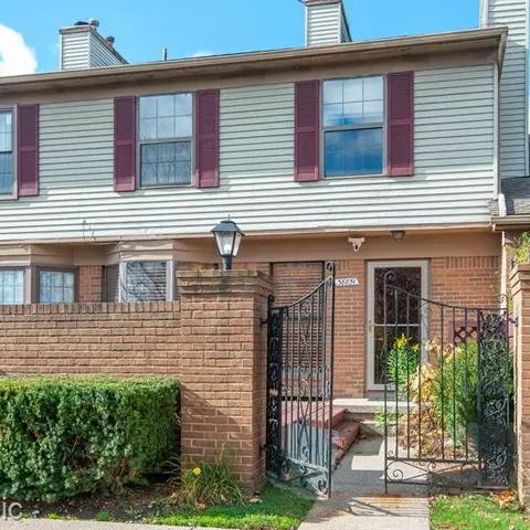 38851 Country, Farmington Hills, MI 48331