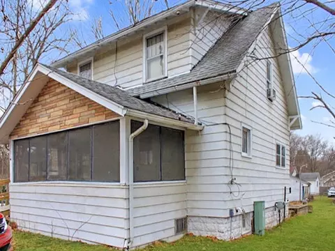 3908 Oakland, Kalamazoo, MI 49008