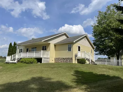 9435 Case, Brooklyn, MI 49230