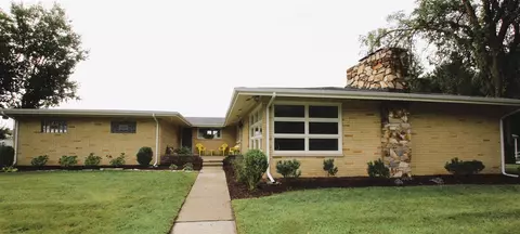 2516 Locust, Stevensville, MI 49127