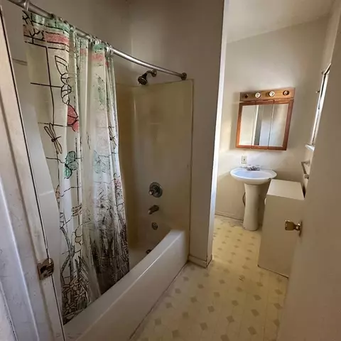 608 3rd, Jackson, MI 49203 photo 8