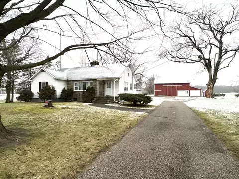 678 W Central, Bronson, MI 49028