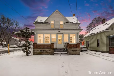 1046 Hall, Grand Rapids, MI 49507