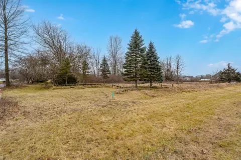 48075 Timber Crk, Belleville, MI 48111
