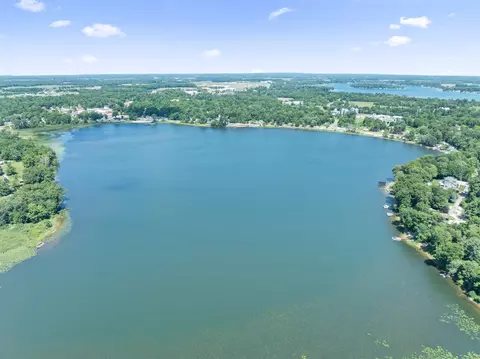 Unit 4 Forest Shores, Cassopolis, MI 49031 photo 3