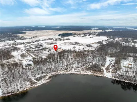 Unit 4 Forest Shores, Cassopolis, MI 49031 photo 14