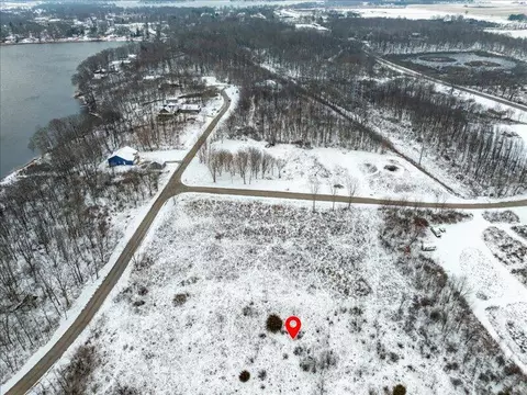 Unit 4 Forest Shores, Cassopolis, MI 49031 photo 11