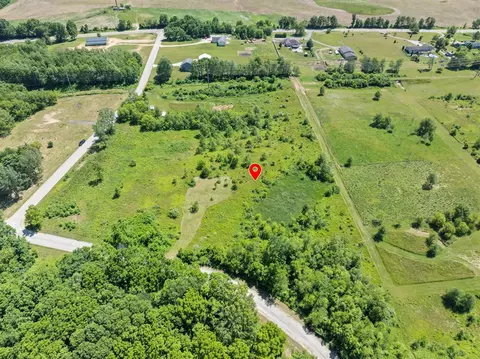 Unit 4 Forest Shores, Cassopolis, MI 49031 photo 5