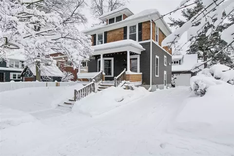612 Gladstone, East Grand Rapids, MI 49506