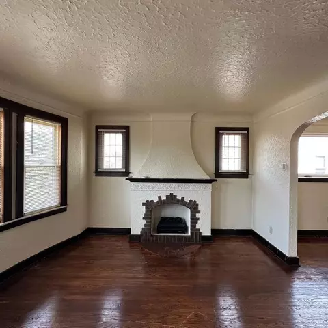 12608 Santa Rosa, Detroit, MI 48238
