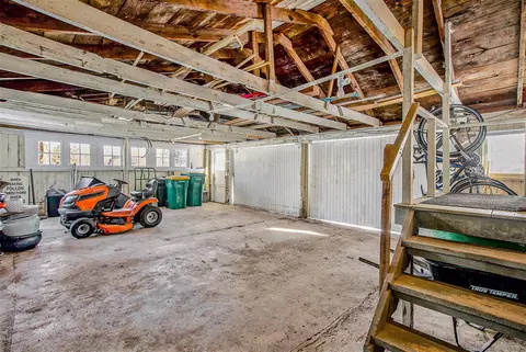 9020 Gross, Dexter, MI 48130 photo 29
