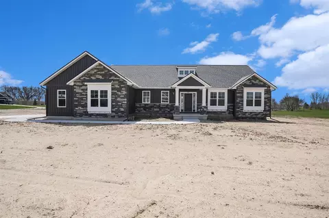 5670 Crooked Hoof, Middleville, MI 49333