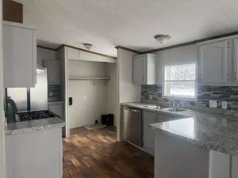 Kitchen - 3350 E Fox, Grant, MI 49327 photo 1 of 6