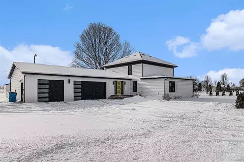 15171 Indian Prairie Rd, White Pigeon, MI 49099