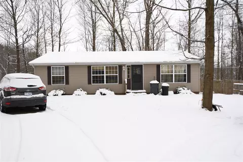 32975 Cr 669, Lawton, MI 49065