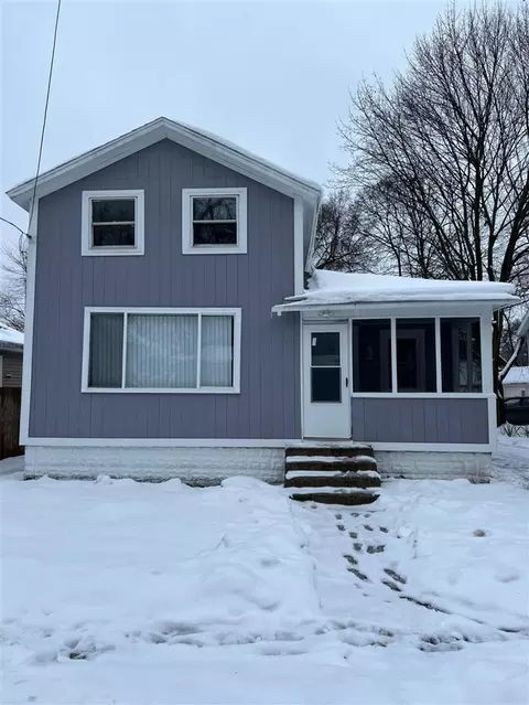 131 E Maple, Kalamazoo, MI 49001