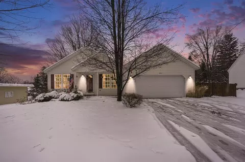 1501 Friendly, Portage, MI 49002