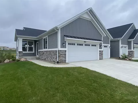 2466 Ravines Trl, Byron Center, MI 49315