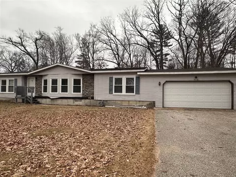 6894 S Maple, Baldwin, MI 49304 photo 2