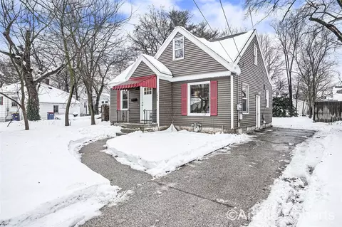 1062 Ardmore, Grand Rapids, MI 49507