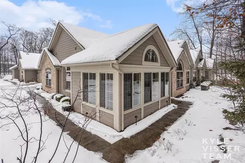 1137 Bridge Crst, Ada, MI 49301 photo 27