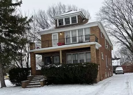 11510 Flanders, Detroit, MI 48205