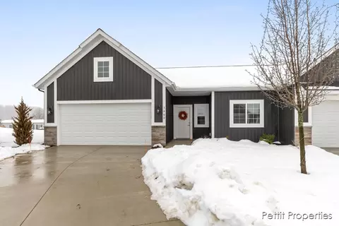 7460 Hardwood #58, Caledonia, MI 49316