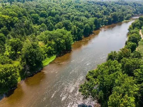 01 Spruce Rd, Big Rapids, MI 49307