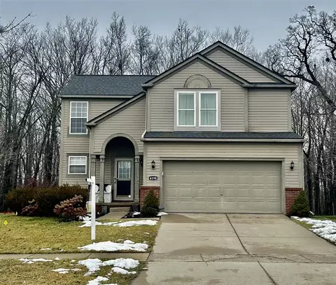 6198 Oakhurst, Ypsilanti, MI 48197