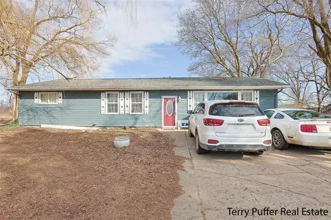 5265 S Greenville, Greenville, MI 48838