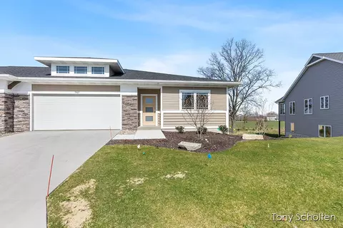 7987 Bald Eagle #123, Hudsonville, MI 49426