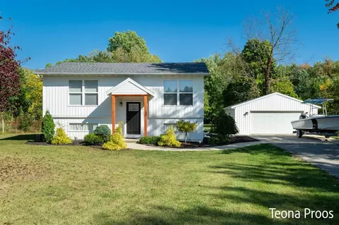 8448 Clyde Park, Byron Center, MI 49315