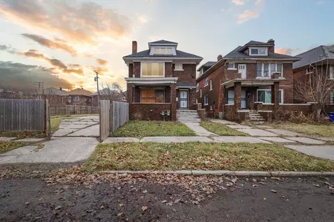 3794 Blaine, Detroit, MI 48206