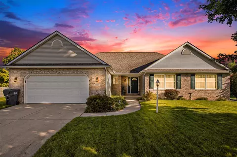6585 Whitehorse, Kalamazoo, MI 49048