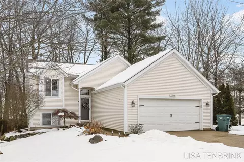 7232 Timbercreek, Allendale, MI 49401