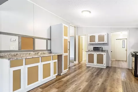18810 Indian Vlg, Big Rapids, MI 49307 photo 12