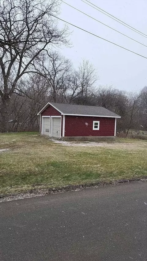 3715 Saint Matthew, Jackson, MI 49201 photo 5
