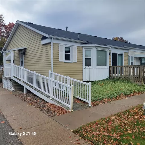 987 Village #200, Jenison, MI 49428